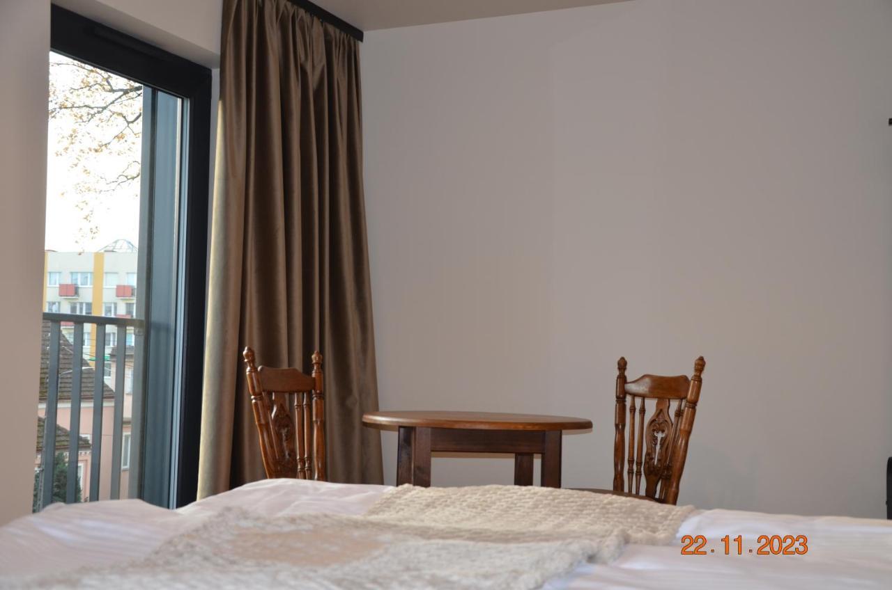 Arte Gdansk Hotel Bagian luar foto