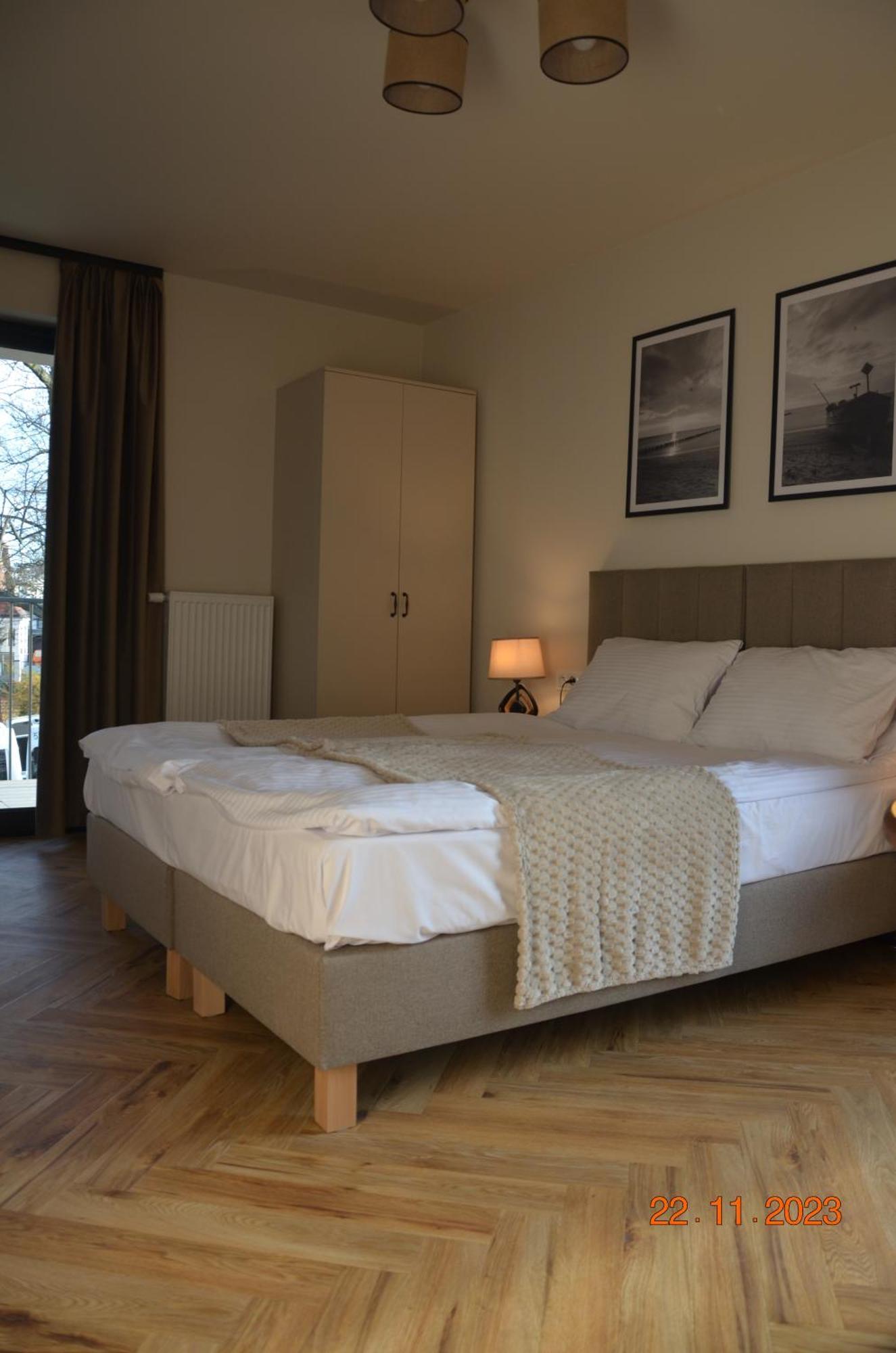 Arte Gdansk Hotel Bagian luar foto