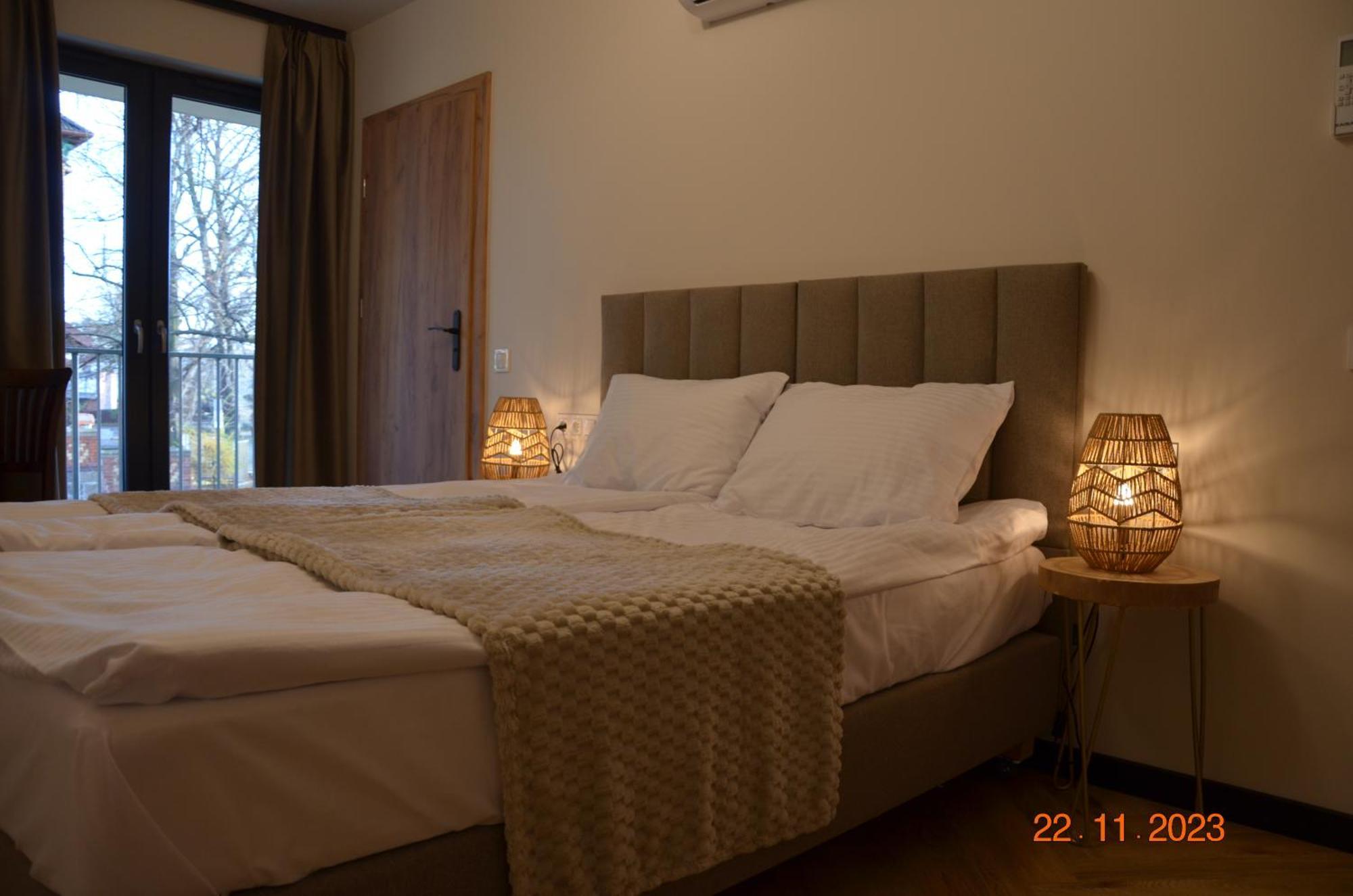 Arte Gdansk Hotel Bagian luar foto