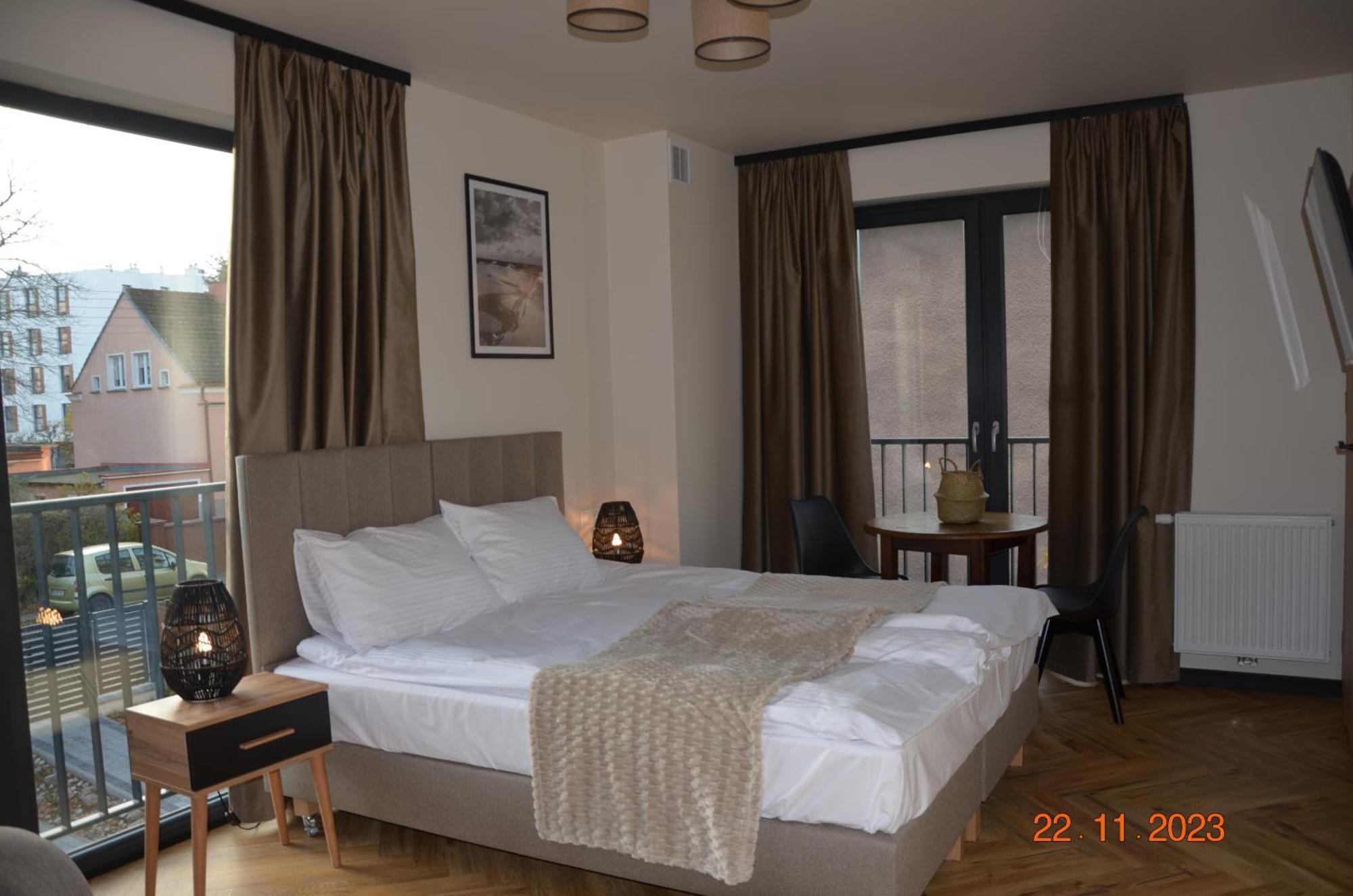 Arte Gdansk Hotel Bagian luar foto